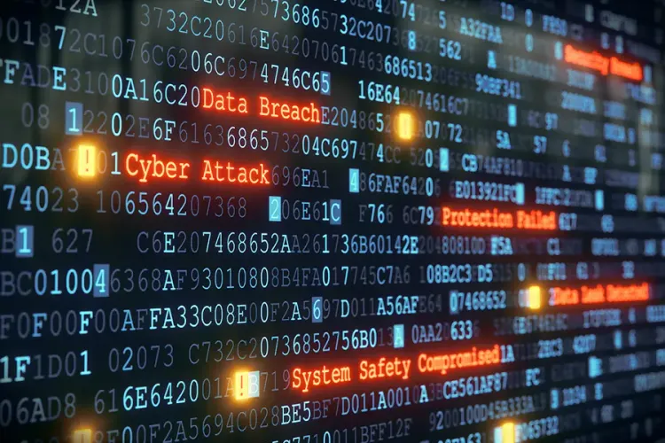 Quellcode mit den hervorgehobenen Stichworten Data Breach, Cyber Attack, Protection Failed und Systen Safety Compromised